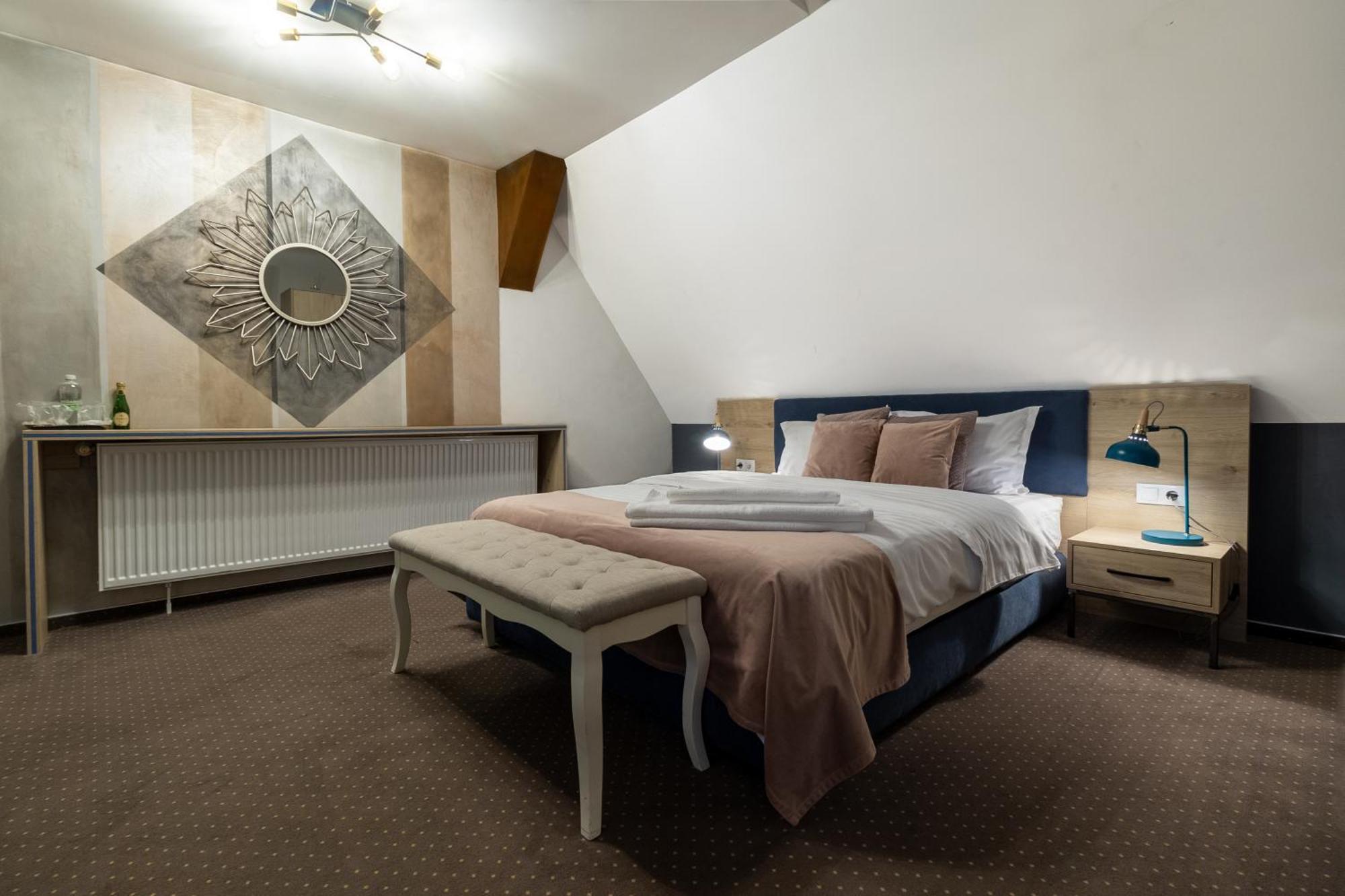 Hotel Lumiere House Hermannstadt Exterior foto